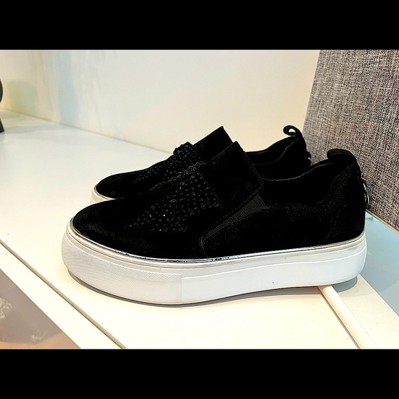 Wishbone black and white loafers - Picture 2 of 5